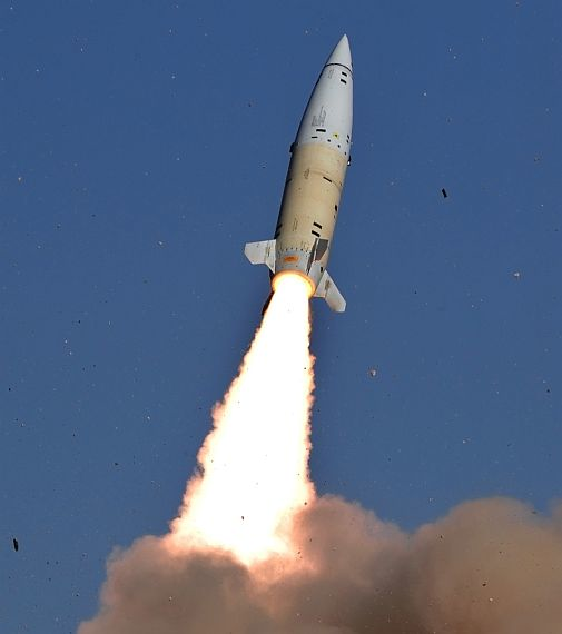 Lockheed Martin to upgrade Army's early model tactical missiles into safe, low-cost munitions
