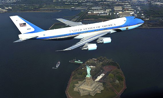 Air Force asks Boeing for prototype avionics for ongoing upgrade of Air Force One aircraft