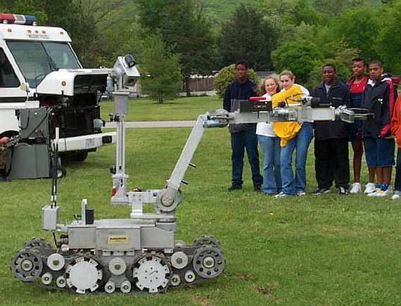 Northrop Grumman nets potential half-billion-dollar contract to build open-systems ground robots