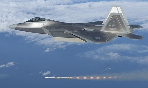 Air Force orders hundreds of Raytheon AMRAAM air-to-air missiles in $573 million deal