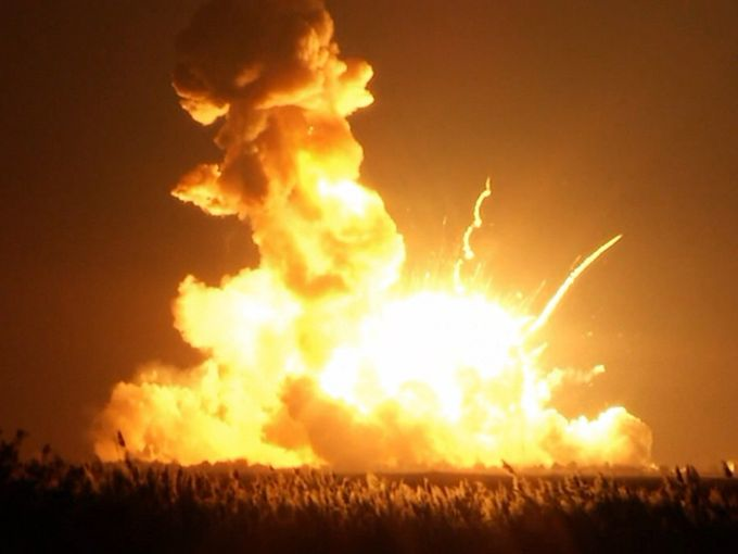 Content Dam Avi Online Articles 2014 10 Antares Explosion
