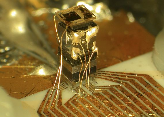 Four research companies to design battery-powered atomic clocks for use in GPS-denied environments