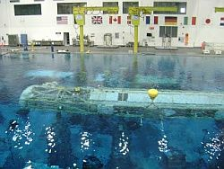 Content Dam Avi Online Articles 2016 12 Clearcom Nasa Astronaut Underwater