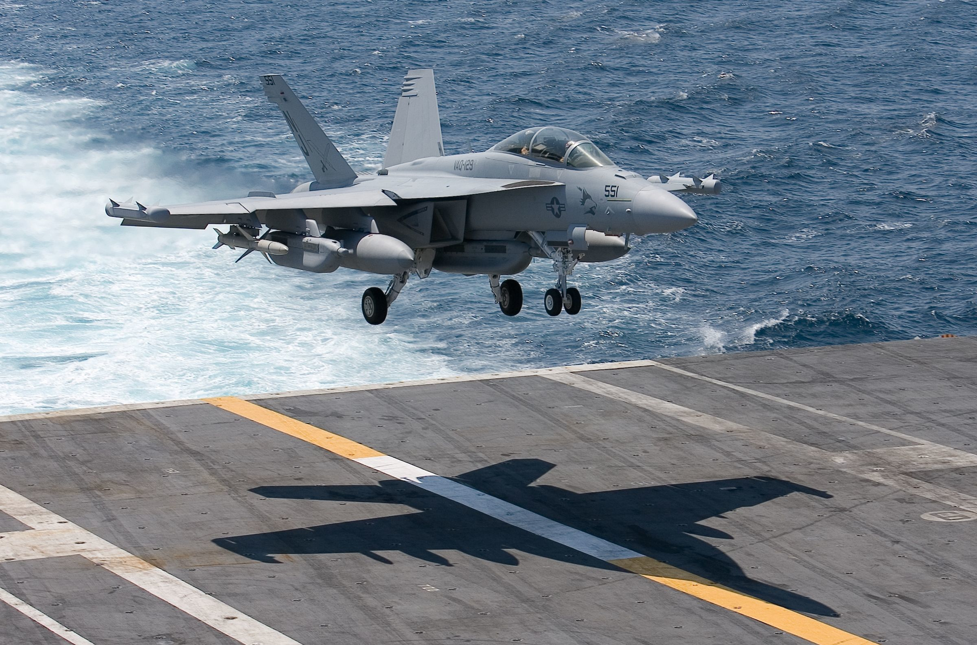 Ea 18 G 16 May 2019 5cdd8d250b271