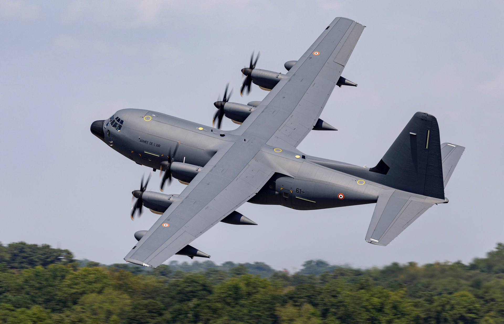 Kc 130 J Super Hercules Aerial Refueler 5d83d400ea69f