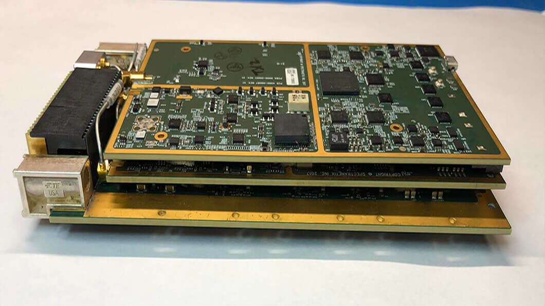 The SX-430 electronic warfare (EW) transceiver from Spectranetix in Sunnyvale, Calif., is CMOSS and SOSA aligned.