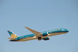 Dreamliner Takes Off From Heathrow 5e4455fcc6712 Dreamliner Takes Off From Heathrow 5e4455fcc6712