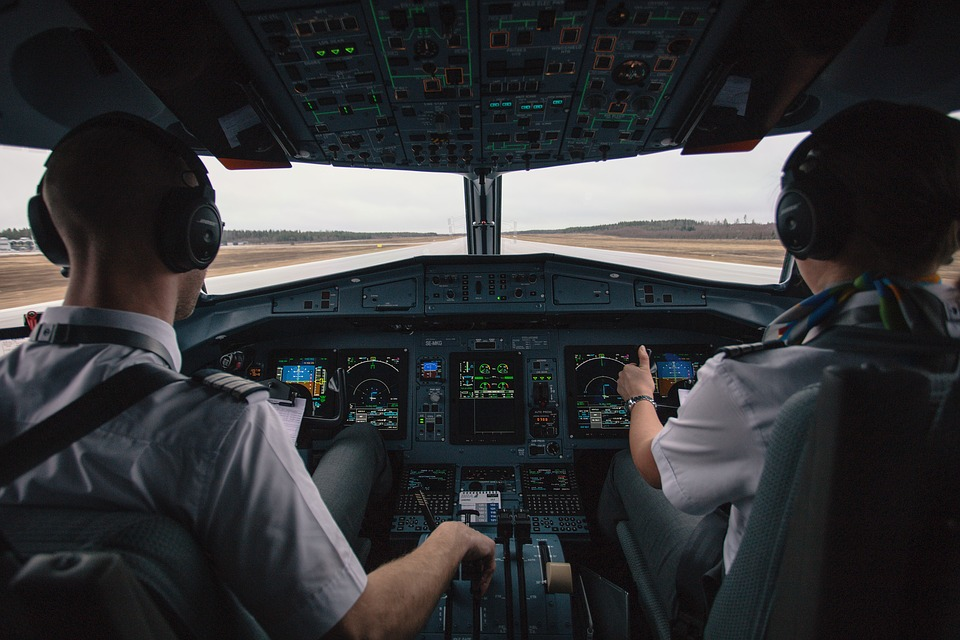 Cockpit 2576889 960 720 5e56c116cc82d
