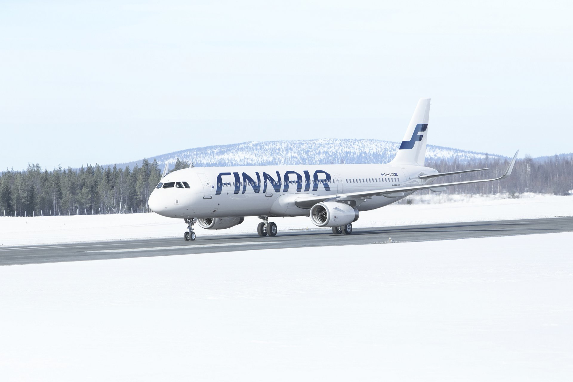 Copyright Finnair A320 Full Body Plane 61708d7d62124