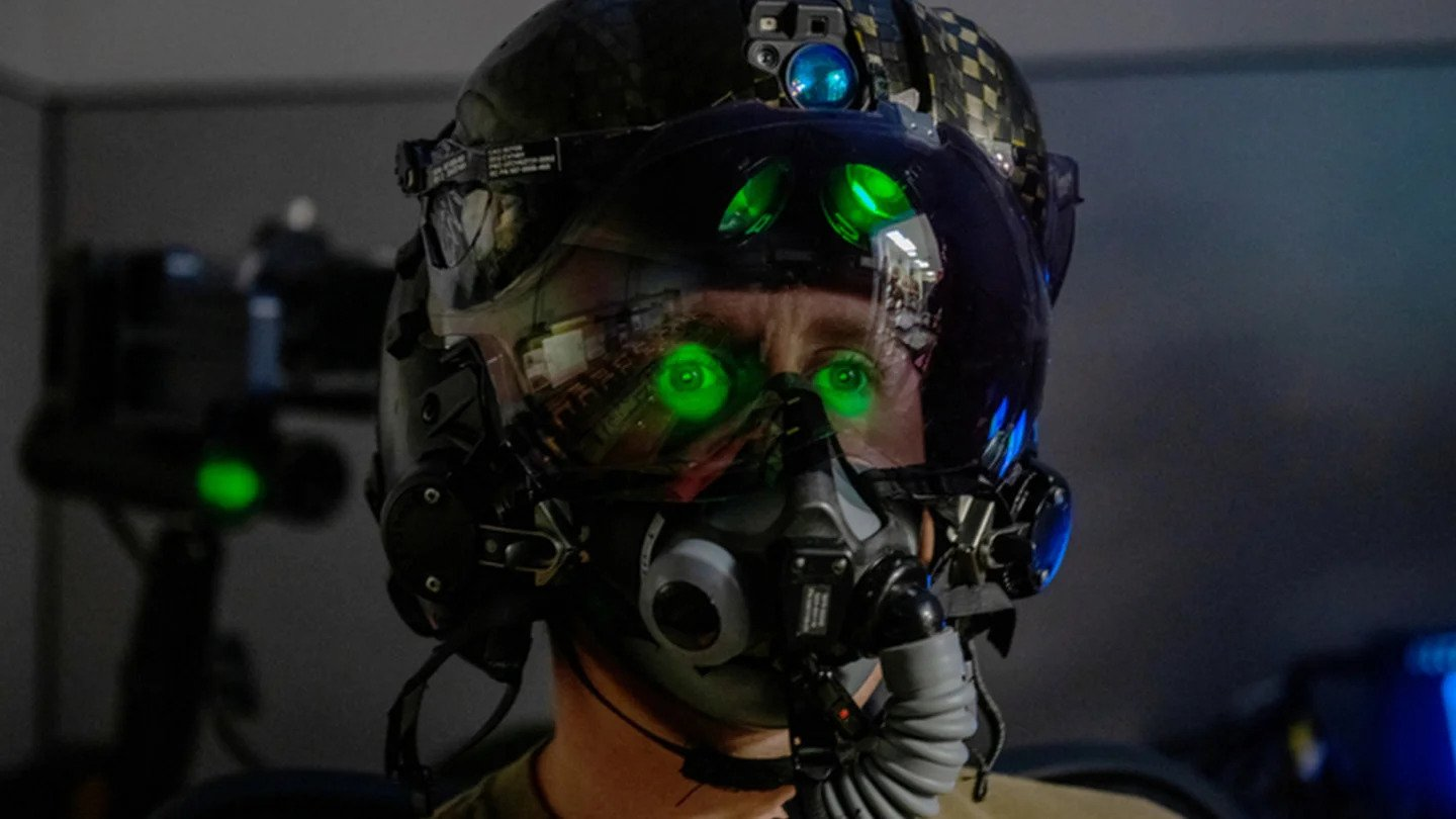 F 35 Helmet 23 Aug 2023