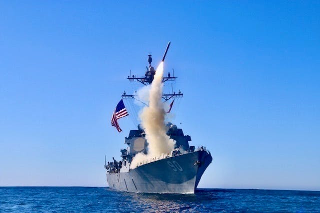 The guided-missile destroyer USS Chafee (DDG 90) launches a Block V Tomahawk, the weapon&rsquo;s newest variant, during a missile exercise.