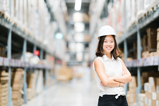 woman-in-warehouse