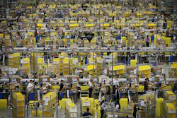 Amazon Removing Bonus for Warehouse Workers Amazon Removing Bonus for Warehouse Workers