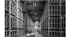 Big Ass Fans Double LED Bay Light.jpg Big Ass Fans Double LED Bay Light.jpg