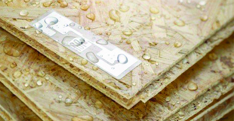 Smartrac SensThys RFID moisture sensor.jpg