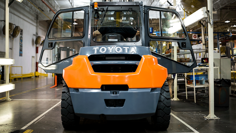 Toyota Material Handling S E Commerce Strategy Paying Off Material Handling And Logistics