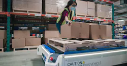 Fetch Robotics' case-picking solution. Fetch Robotics' case-picking solution.