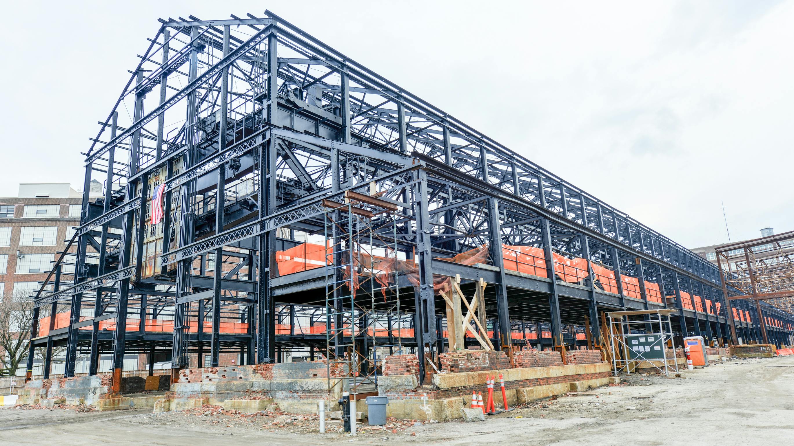 669e89e3a0927bce8528cedc New Warehouse Construciton