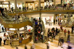 Record Breaking Shopping Expected Over Thanksgiving Record Breaking Shopping Expected Over Thanksgiving