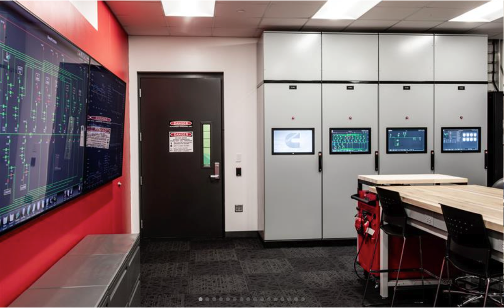 The engineering control room in the new Cummins Power Integration Center (PIC). Source: Cummins Power Generation
