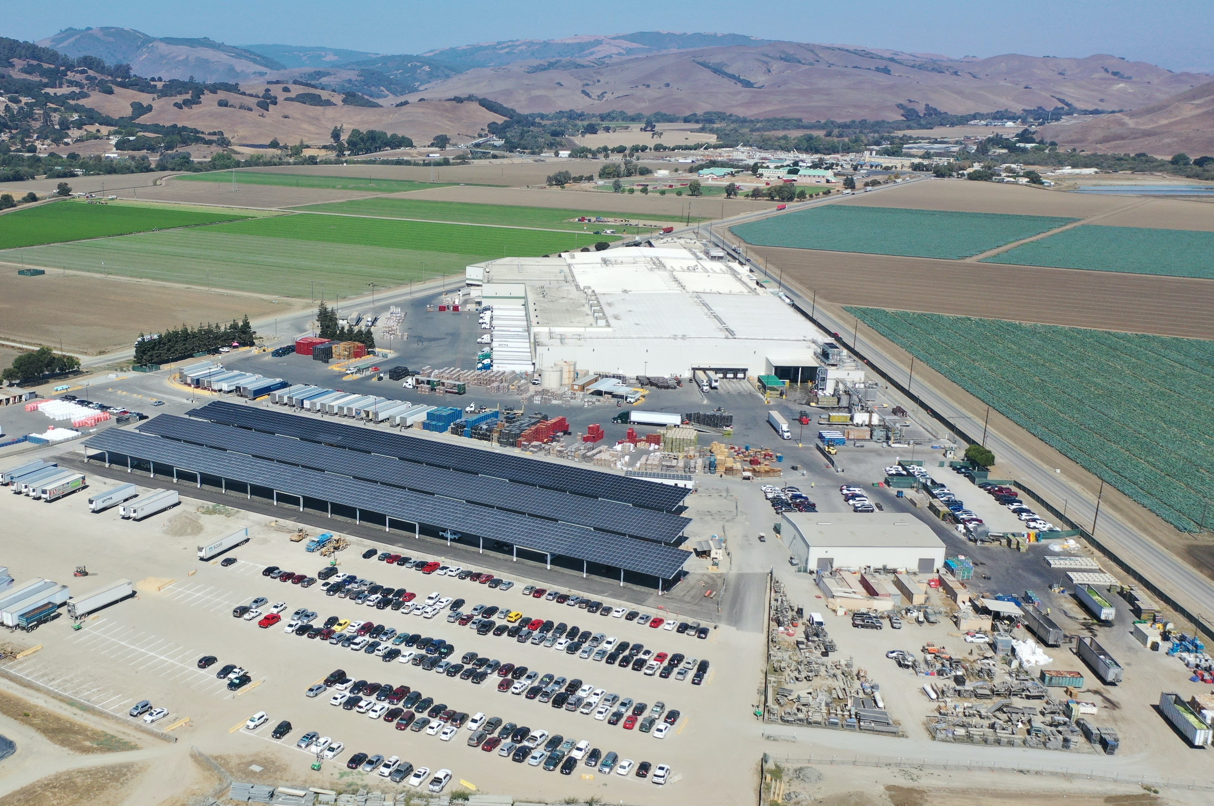Ameresco and Bloom Energy to take Taylor Farms off grid with microgrid. Taylor Farms&rsquo; San Juan Bautista, California facility.