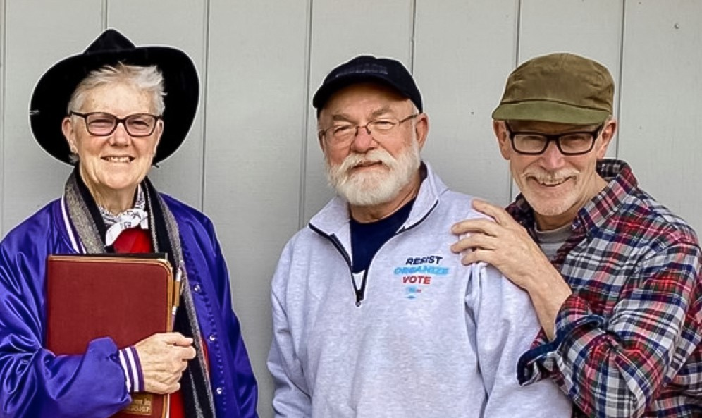 Oakmont Energy Resilience Committee members, Left to Right: Iris Harrel, Member; Ken Smith, Chair; David Dearden Vice-Chair. Credit Oakmont Energy Resilience Committee
