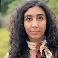 Elham Akhavan Elham Akhavan