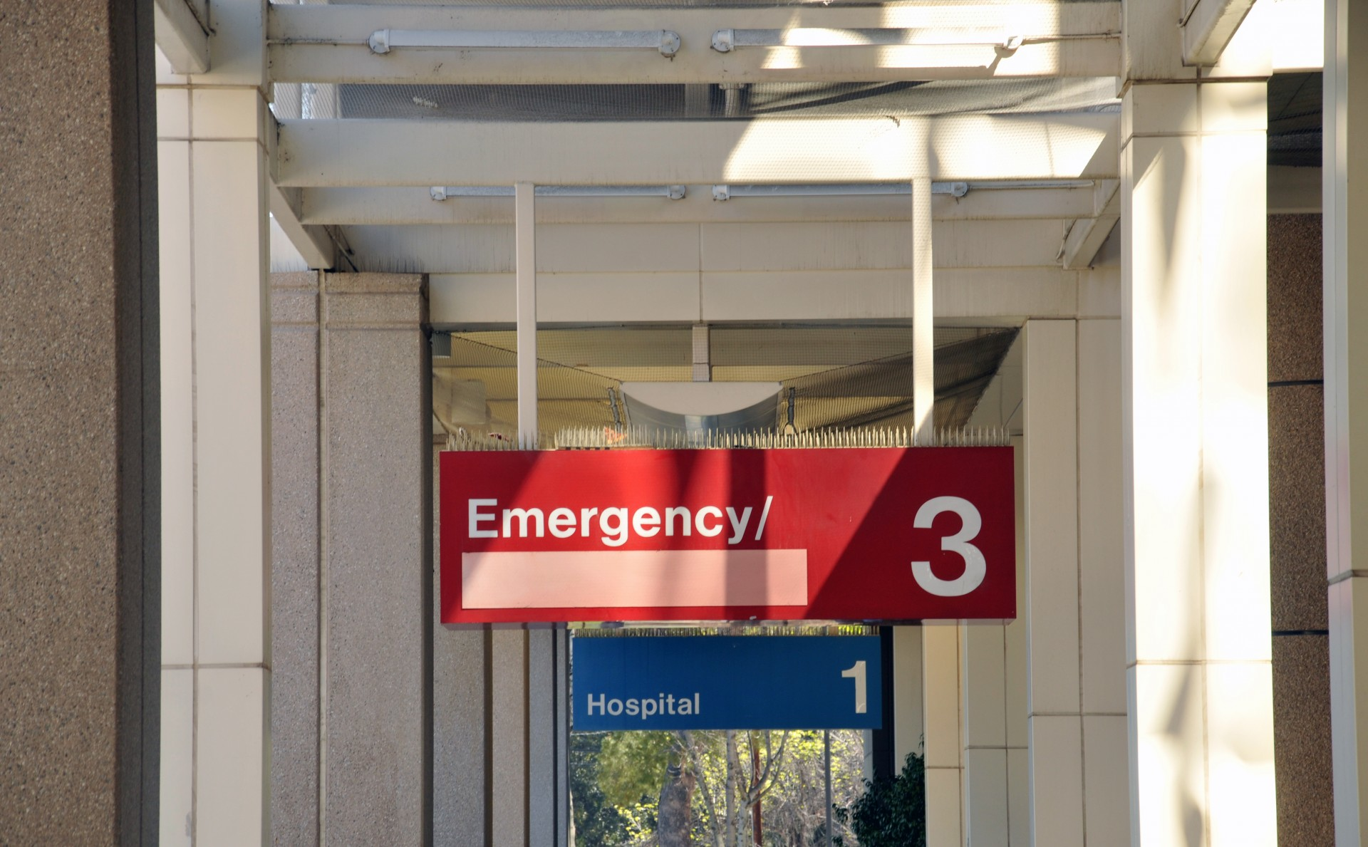 Needpix Hospital Entrances 5efb46fb72068