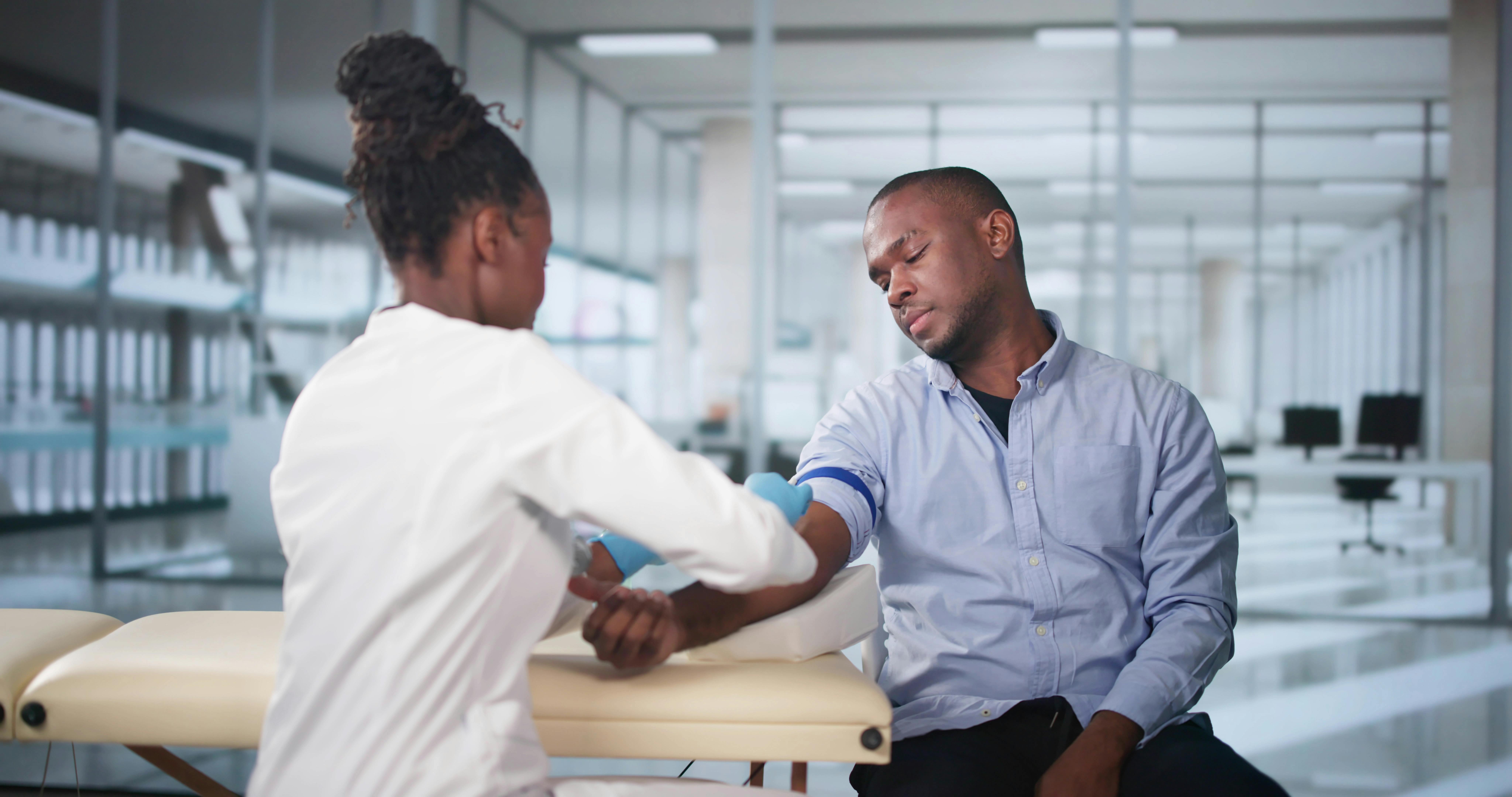 dreamstime_xxl_355719003