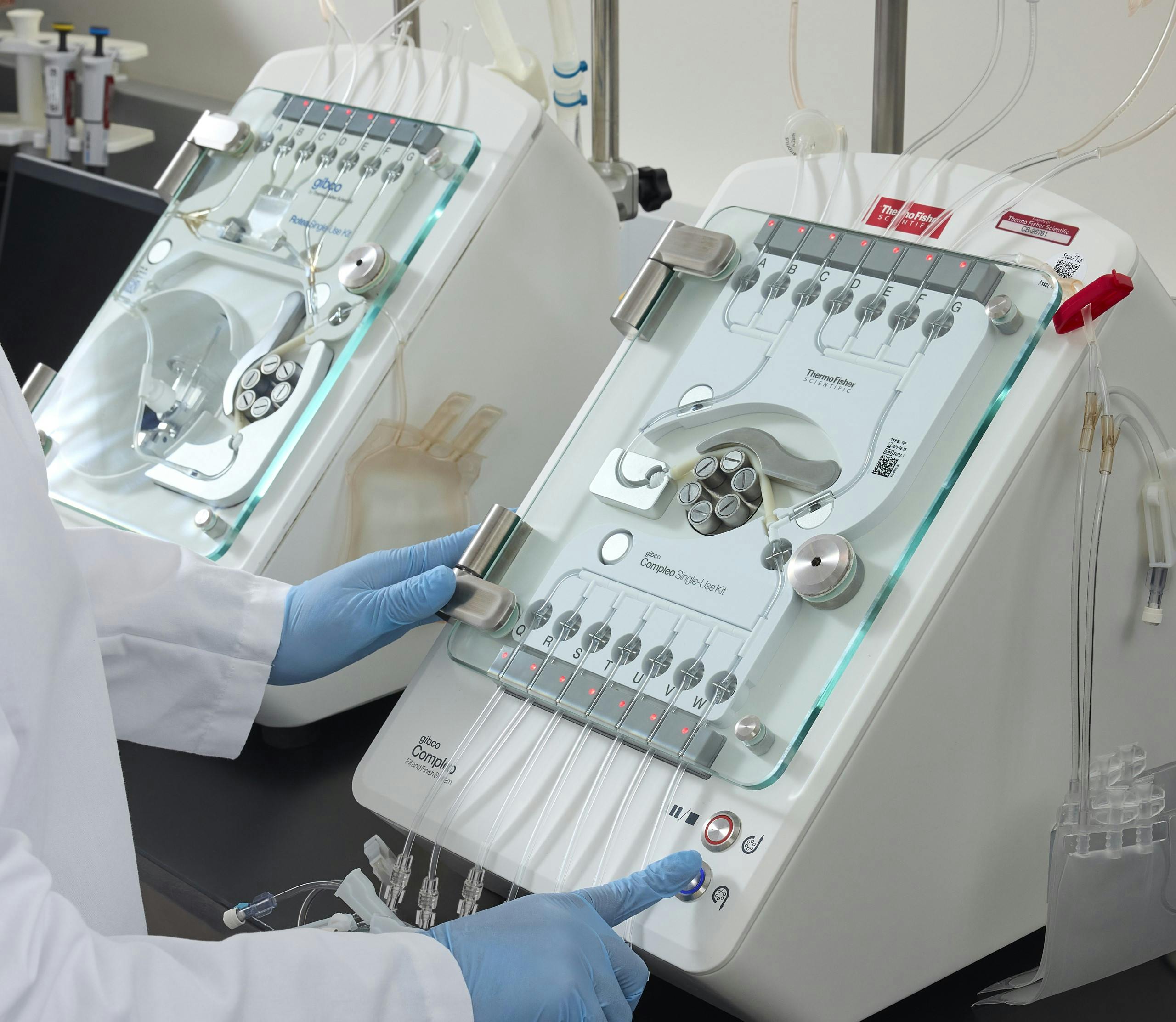 69cfc771bb789917533fa83e Compleo Pr Image With Rotea 1