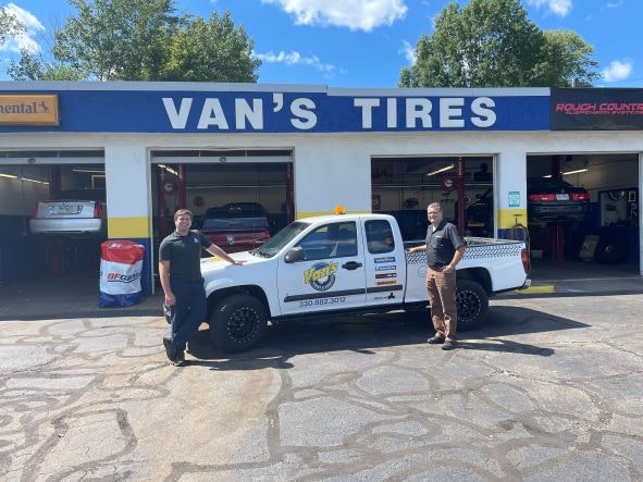 1672943630553 Vans Tire