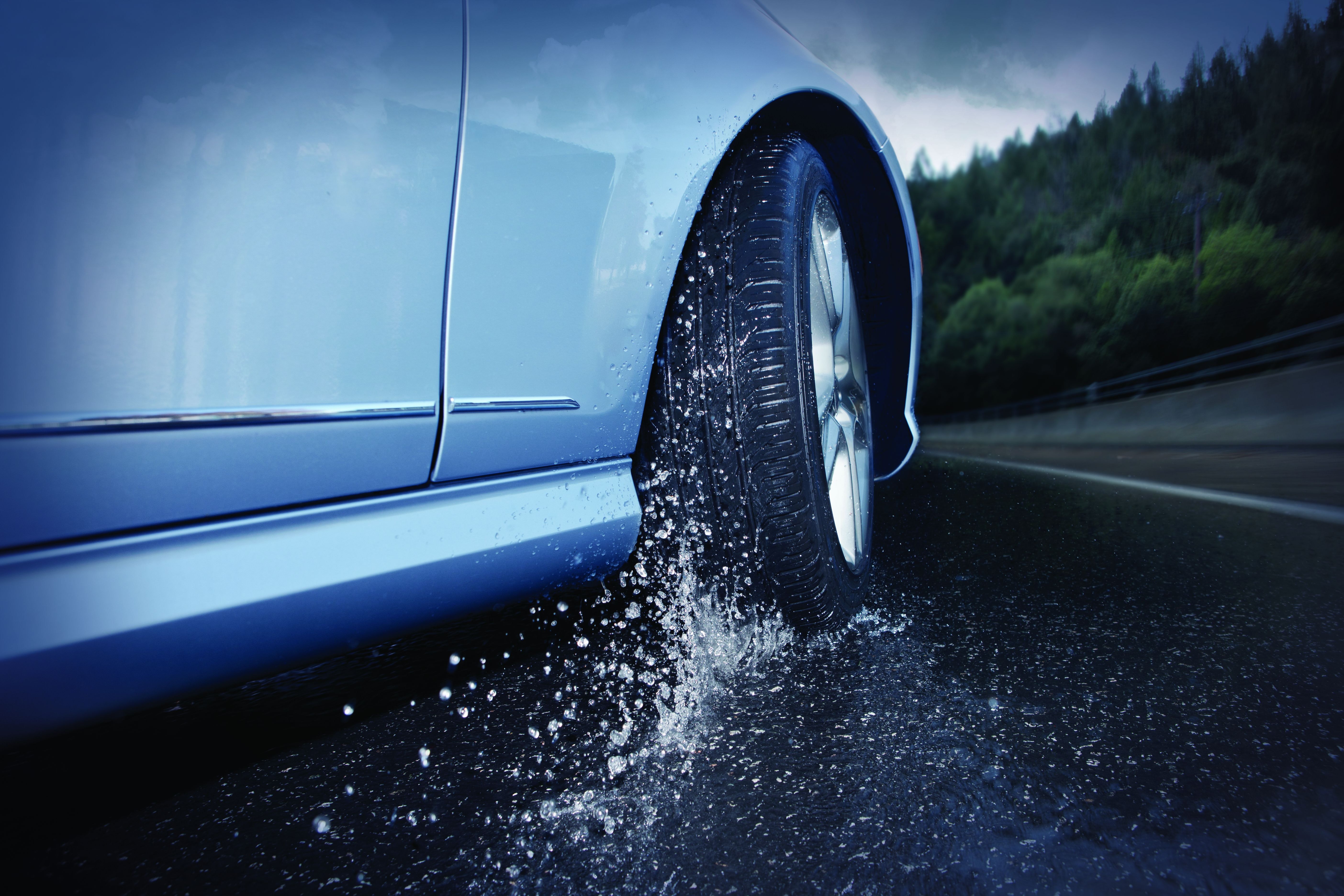 1673042047786 Goodyeardebutseaglef1demoswethandling