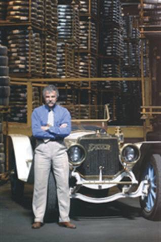 1673044372461 Likefatherlikesoncokersdriveontraditionofgivingback