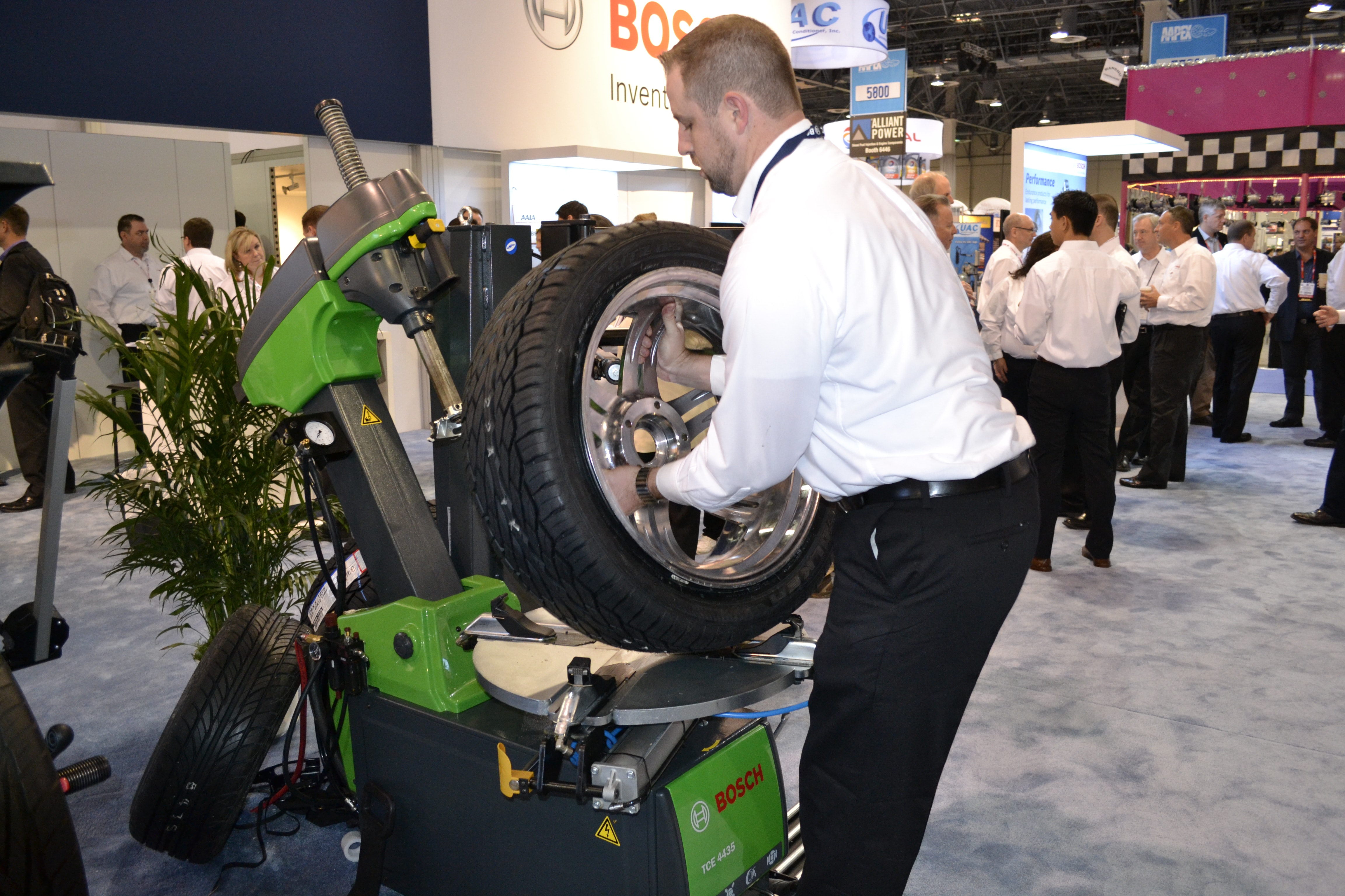 1673050105496 Aapexboschtirechangerhasarigidstructure