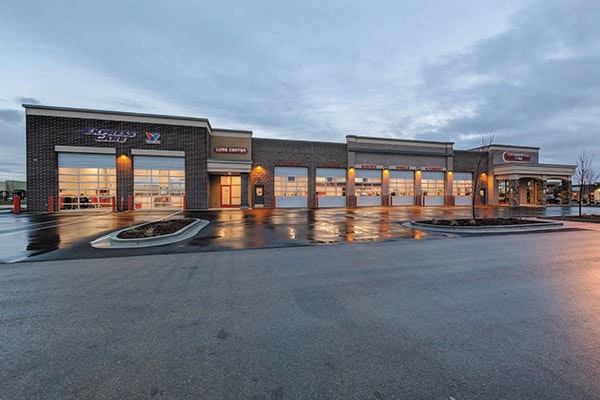 1673274872472 Top100dealersfindopportunitiesintraditionalretailing