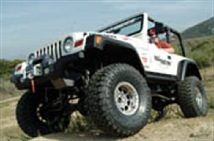 1673283888412 Takingthemudterrainchallengecanatirethatpullsthroughmudstillbequietonroadti