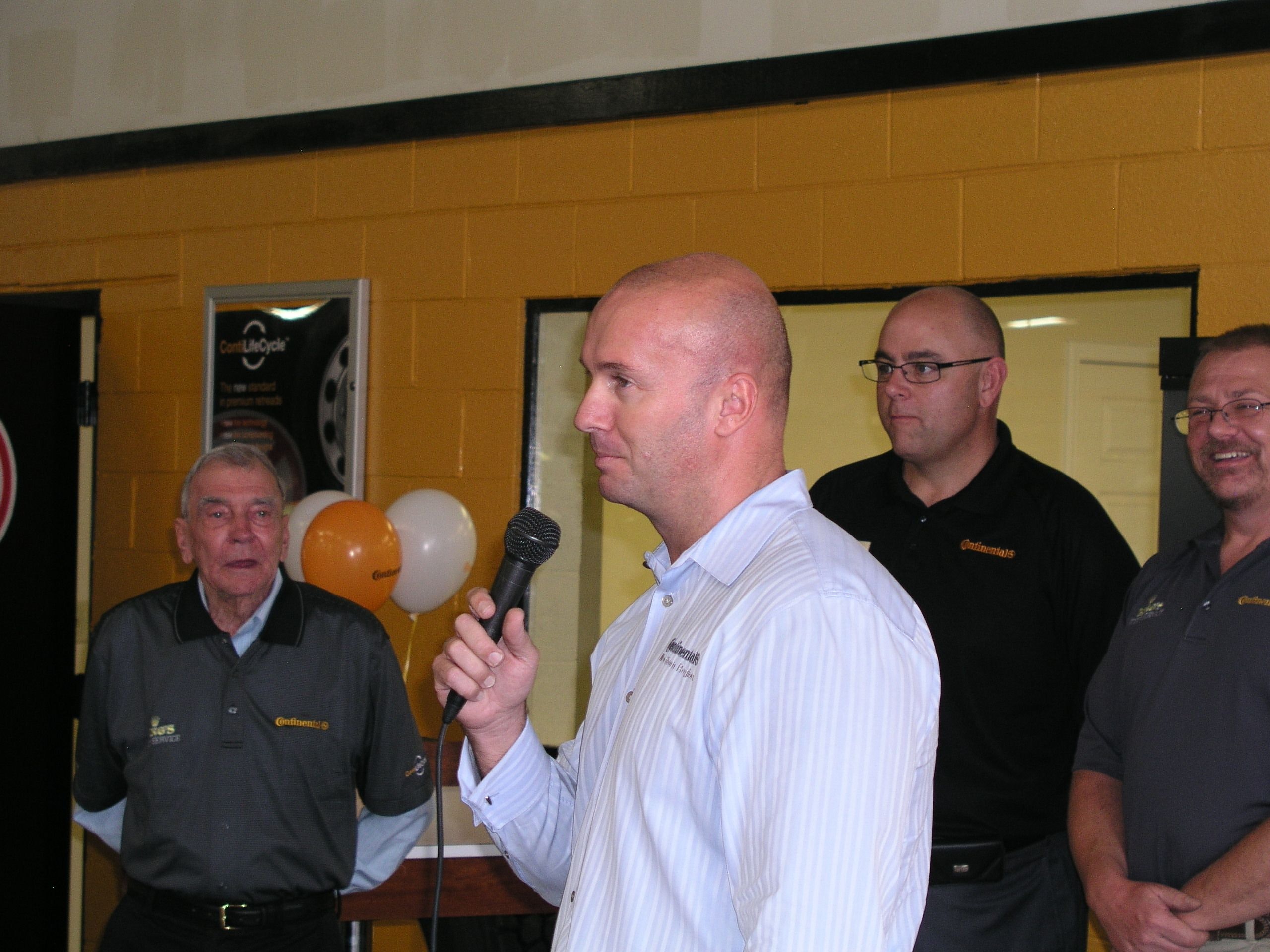 1673304083384 Kingtireswitchestocontilifecycleretreads