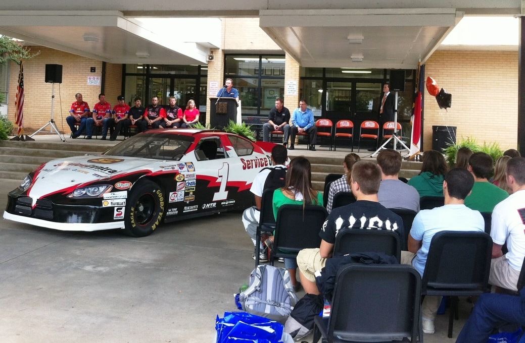 1673304085982 Tbcgivesjeffburtonsracecartohighschool