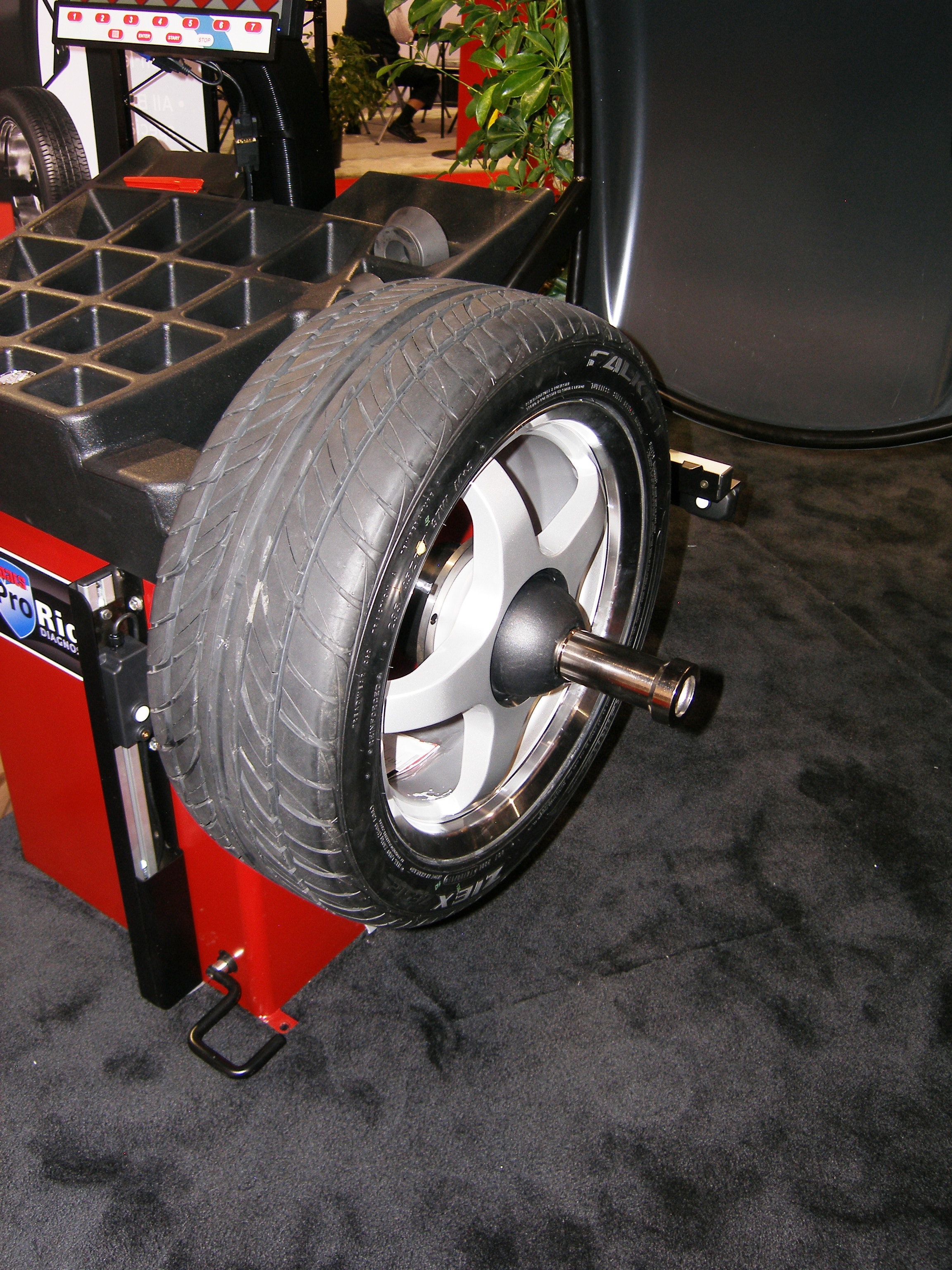 1673304503419 Semashowdaytwonewcoatsequipment