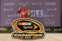 1673304798177 Mahleclevitecongratulatesnascarsprintcupchampiontonystewart 1673304798177 Mahleclevitecongratulatesnascarsprintcupchampiontonystewart