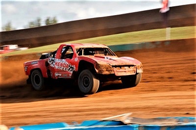 1673319645982 Mikeyvandenheuvelwinsthe2018lucasoilmidwestleagueoffroadracingseriespro2tit