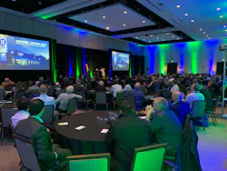 1673321232657 Unimaxhosts425tiredealersatevent 1673321232657 Unimaxhosts425tiredealersatevent