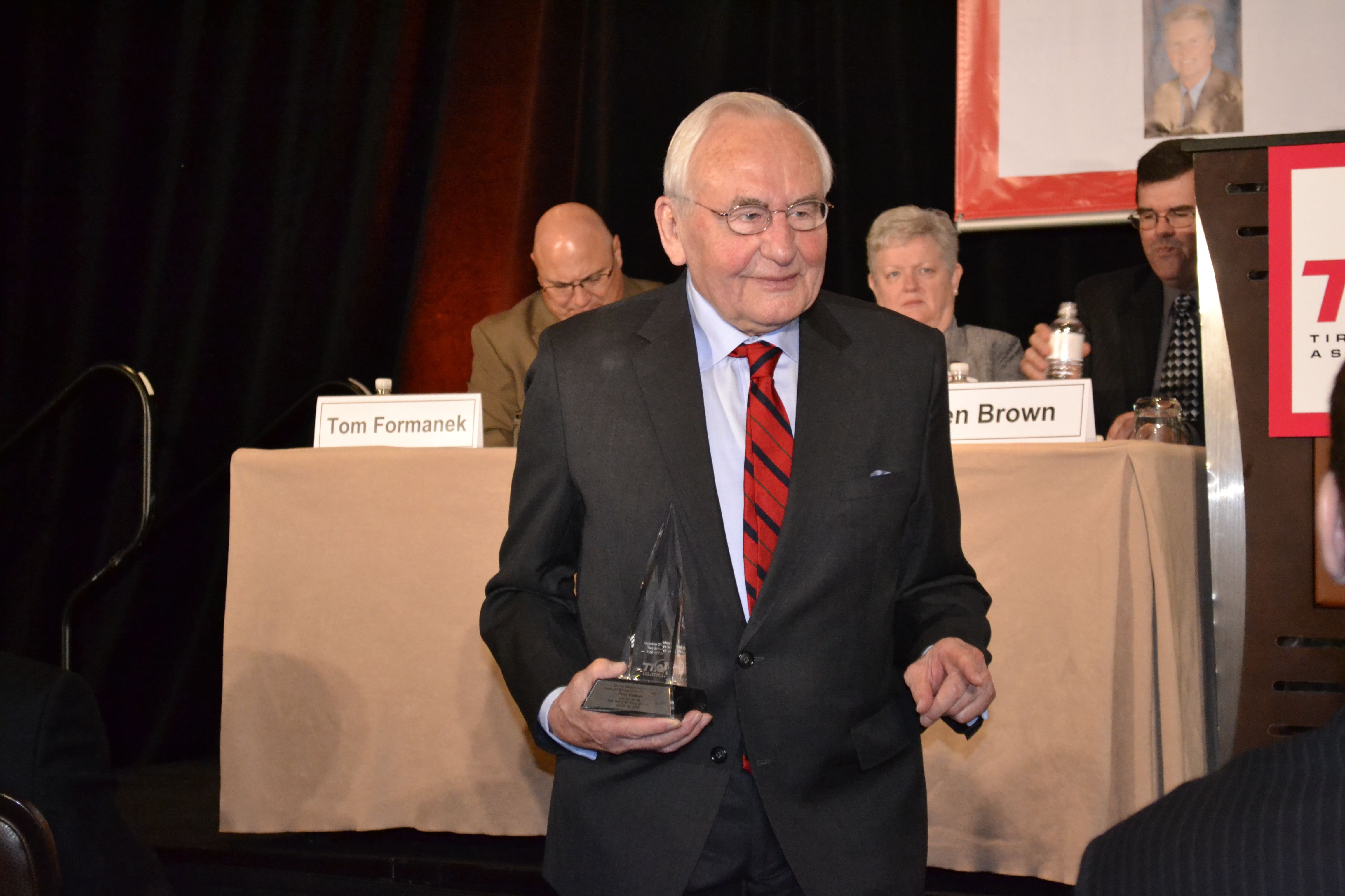 1673362614707 Peterveldmantirerackfounderdies