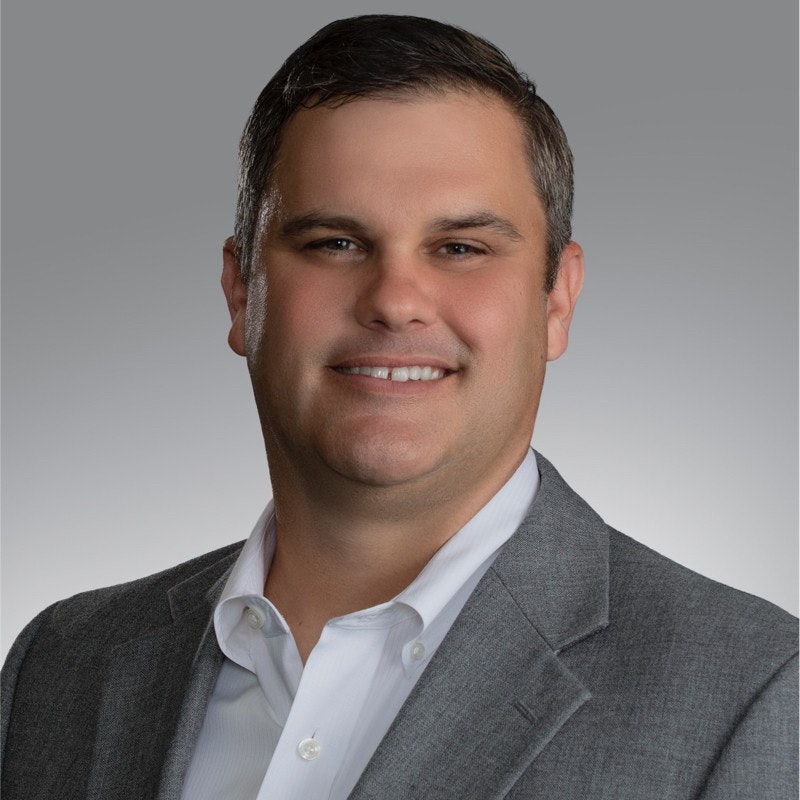 In his new role, Brad Persons will oversee Apollo's commercial tire sales initiatives within the U.S. and Canada.