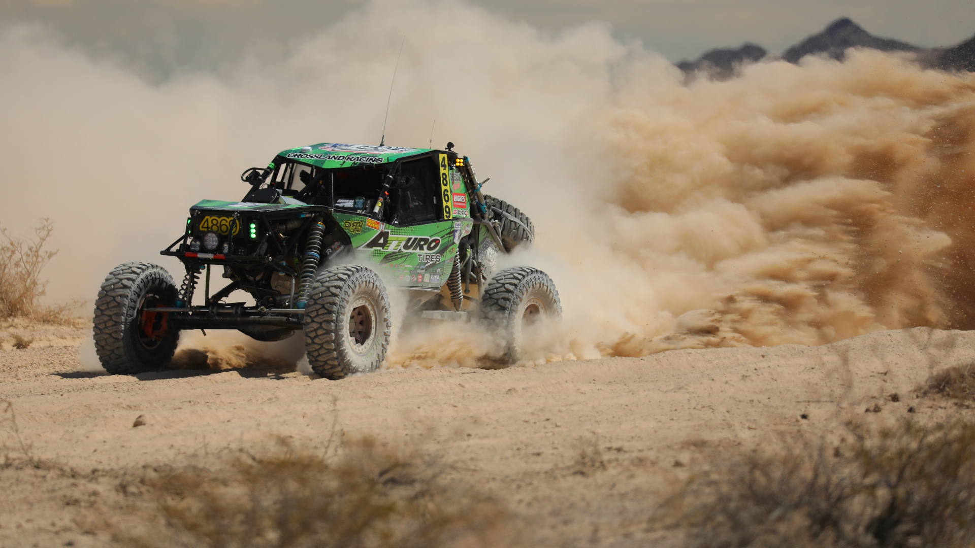 Crossland achieved the podium finish on Atturo&rsquo;s flagship Trail Blade BOSS: Green Label competition compound tires in the 40x13.50R17 size.