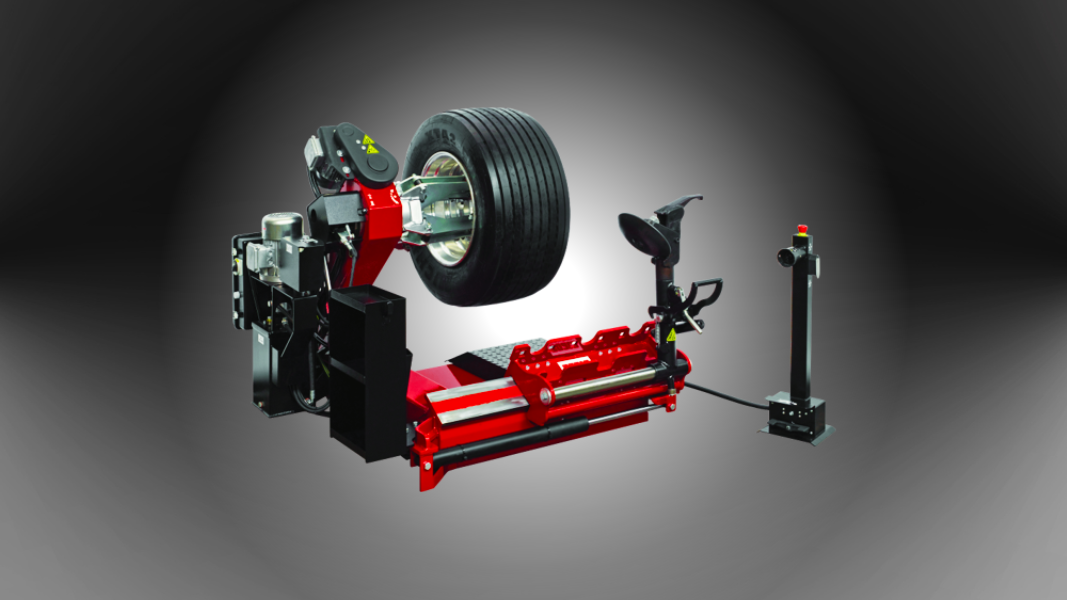 The CHD 6330 is a compact heavy-duty tire changer that&rsquo;s designed for shops with moderate to high volume and features jaw-style clamping.