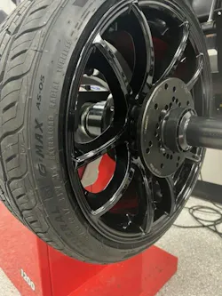 This properly mounted UHP tire assembly shows all of the appropriate tooling for the job. Snap-on Equipment reminds technicians that the tooling ‘only works if it is used correctly.” This properly mounted UHP tire assembly shows all of the appropriate tooling for the job. Snap-on Equipment reminds technicians that the tooling ‘only works if it is used correctly.”