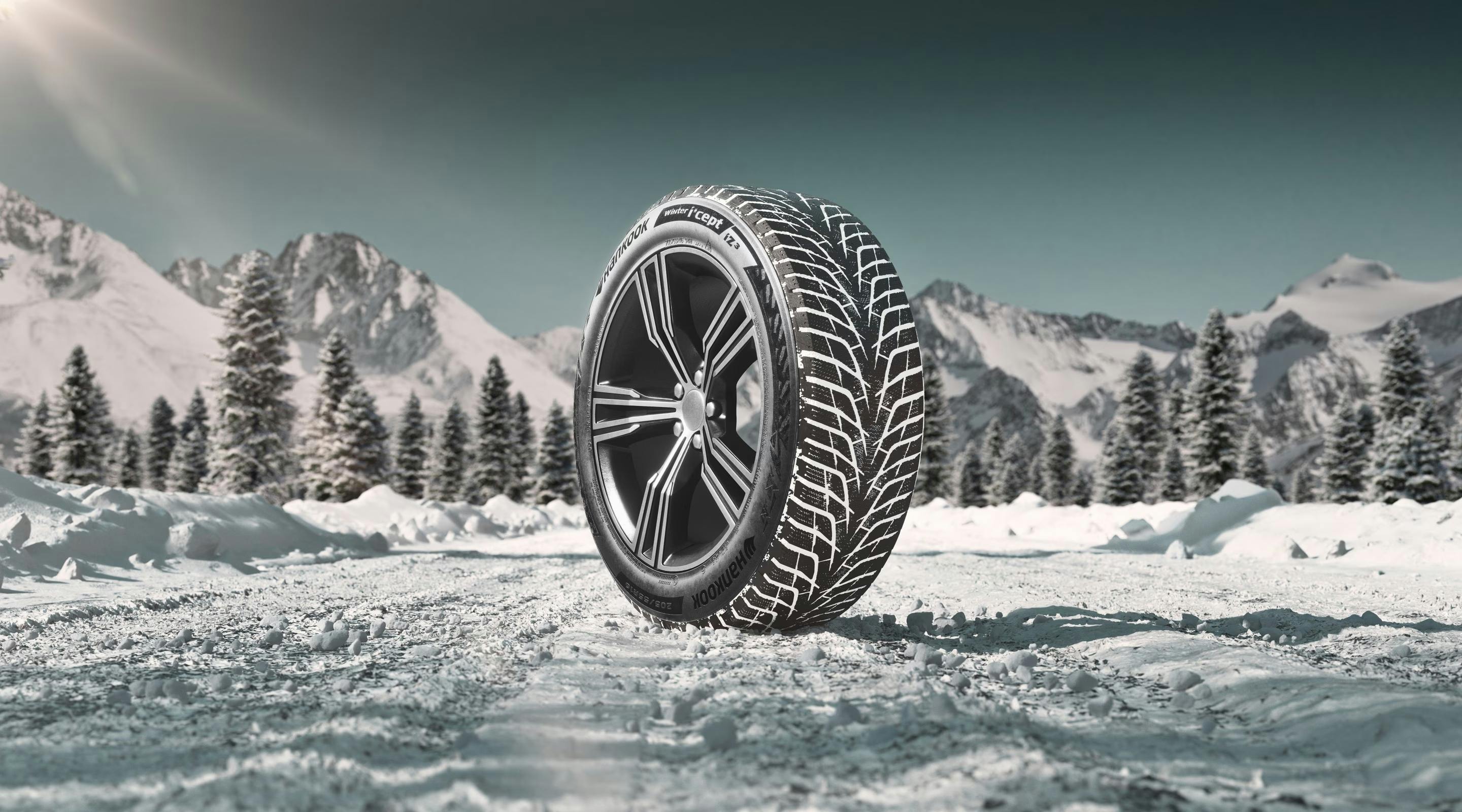 Other features include a new i*cept compound and pattern technology; a wider, V-shaped pattern with wider lateral grooves; and more.