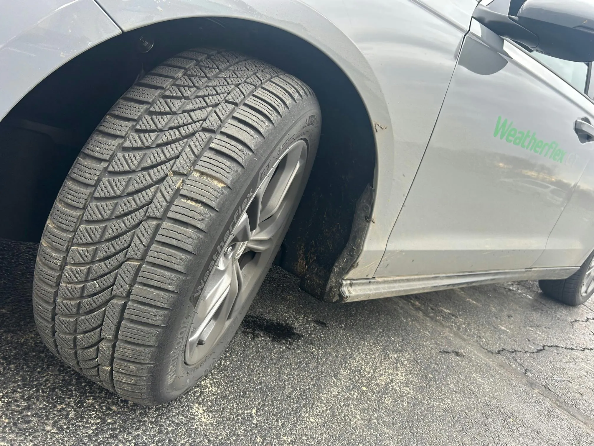 Hankook demonstrated the capabilities of the Weatherflex GT at a Nov. 20 ride-and-drive event in Joliet, Ill. The Weatherflex GT will be available this January in 37 sizes, with more on the way. Hankook demonstrated the capabilities of the Weatherflex GT at a Nov. 20 ride-and-drive event in Joliet, Ill. The Weatherflex GT will be available this January in 37 sizes, with more on the way.