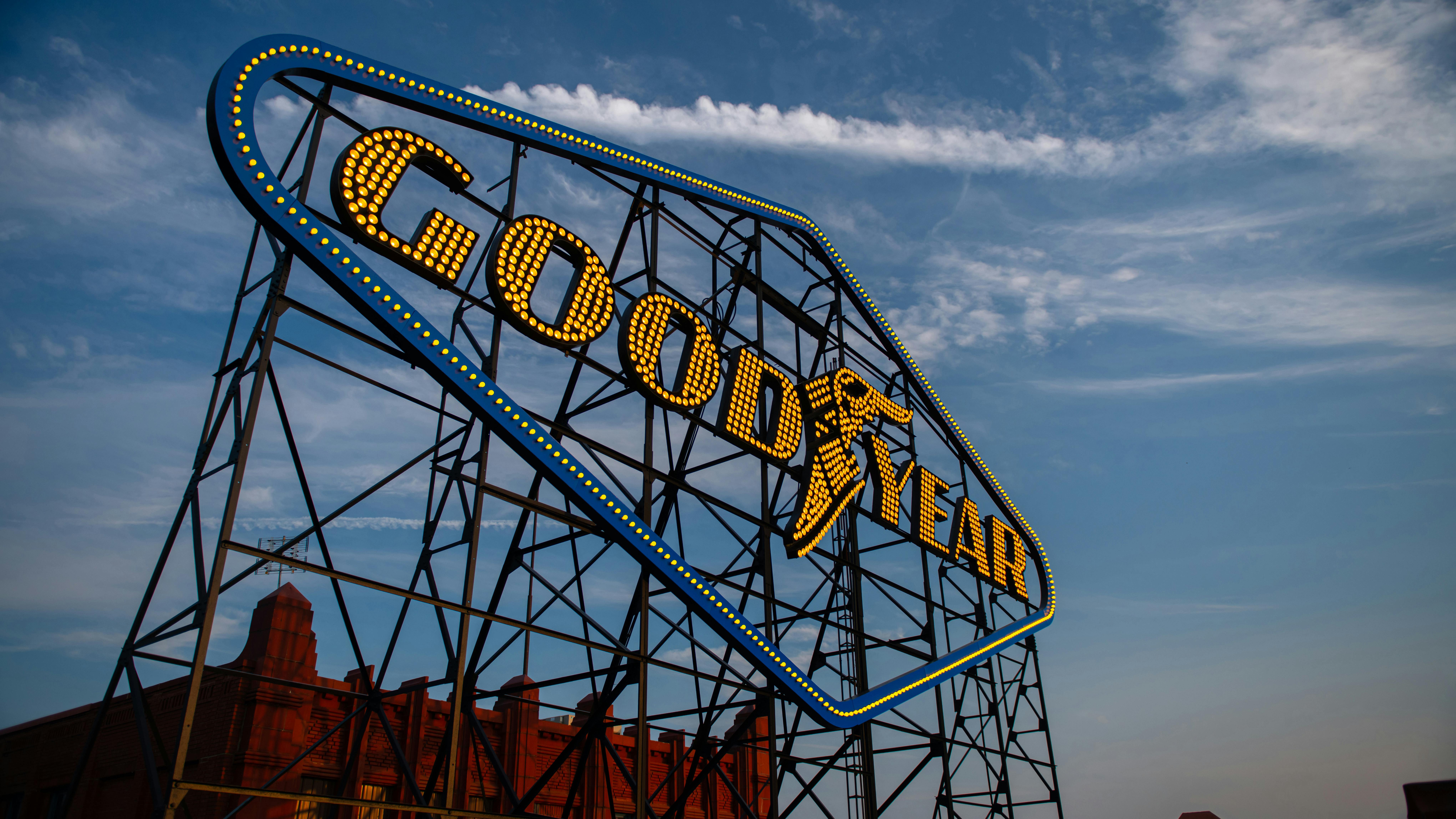 &ldquo;Sam Gibara, Goodyear&rsquo;s CEO, chairman and president, said Goodyear will get the rights to Dunlop brand tires virtually worldwide, including two plants in the U.S. and eight plants and 350 retail outlets in Europe,&rdquo; wrote then-MTD Editor Lloyd Stoyer.